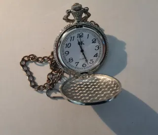 Orologio da tasca con catena