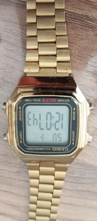 Reloj Casio Dorado Casio Illuminator WR