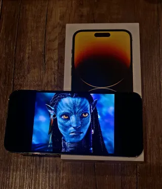 iPhone 14 Pro Max Dorado