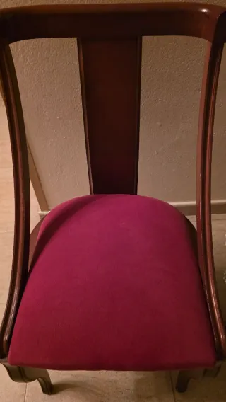 Mesa de comedor y 6 sillas vintage madera maciza