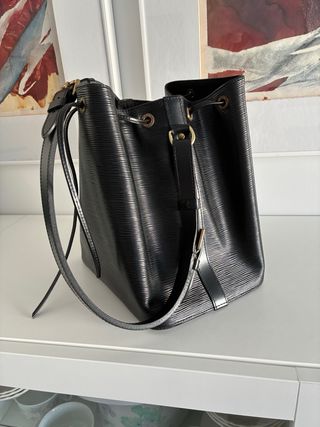 Borsa Louis Vuitton Petit Noé Nero