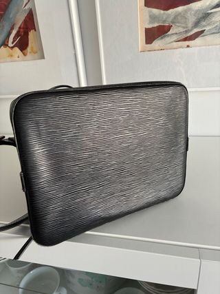 Borsa Louis Vuitton Petit Noé Nero