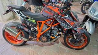 KTM 1290 Super Duke GT Freni Brembo
