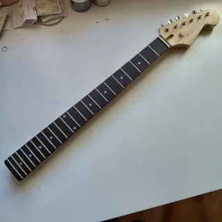 Mástil Stratocaster decal Fender