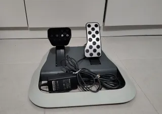 Volante Xbox 360 con Pedales