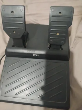 Volante Hori Racing Wheel PS4/PS5