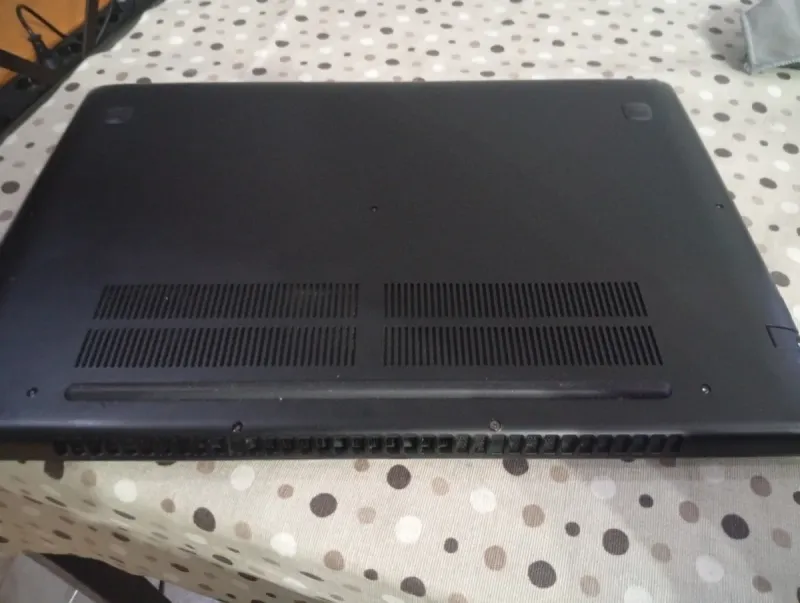 Lenovo 700 15isk i7 16GB 4GB GPU afbeelding 8