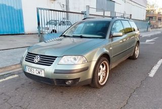 Volkswagen Passat 1.9 TDI 100 cv