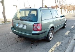 Volkswagen Passat 1.9 TDI 100 cv