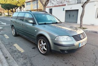 Volkswagen Passat 1.9 TDI 100 cv