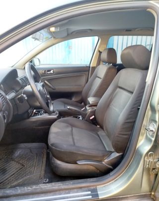 Volkswagen Passat 1.9 TDI 100 cv