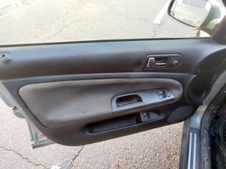 Volkswagen Passat 1.9 TDI 100 cv