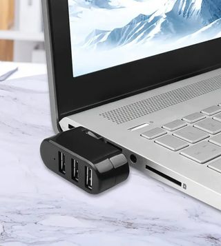 Adaptador con 3 Puertos USB