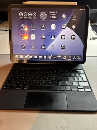 iPad Air 4 64GB + Magic Keyboard + Pencil 2