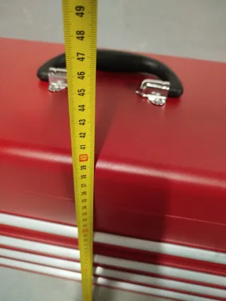 Caja de herramientas metálica . Nueva a estrenar