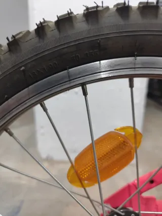 Bicicleta niña 18". como nueva