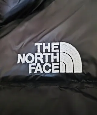 The North Face Nuptse Hombre Negro