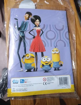 25 Sobres Cromos + Archivador Minions + tin metal