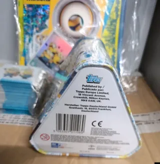 25 Sobres Cromos + Archivador Minions + tin metal