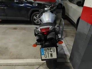 Yamaha FZ6 S2 Plata