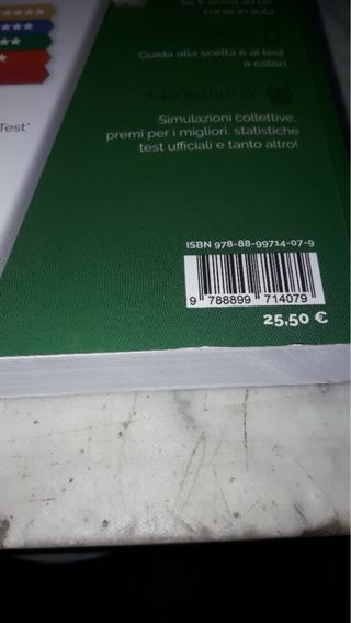 N.2 LIBRI PER LA PREPARAZIONE AI TEST DI MEDICINA"