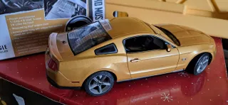 Mustang GT Greenlight 1:18