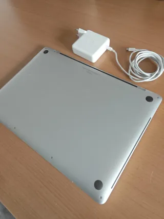 MacBook Pro 2019 Argento