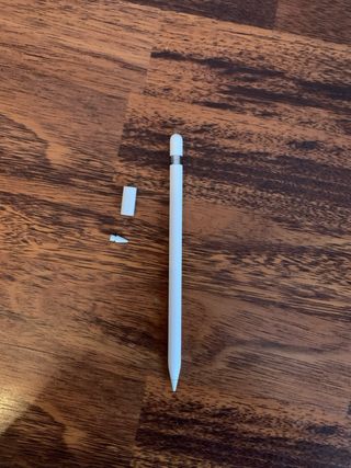 iPad 6ª Gen Argento + 2 Custodie + Matita