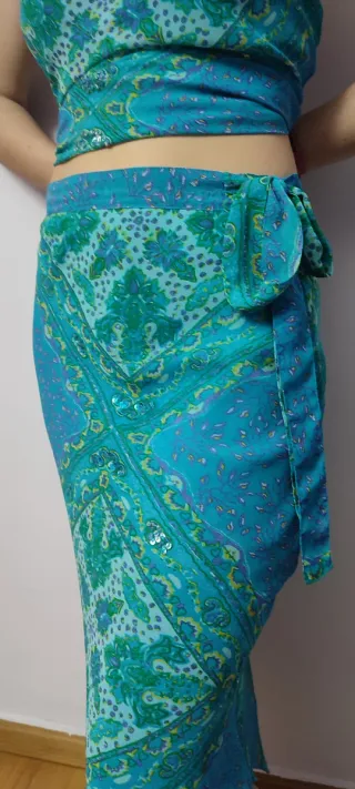 Conjunto top y falda estampado