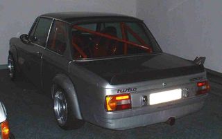 045-KIT DE FIBRA BMW 2002 TURBO