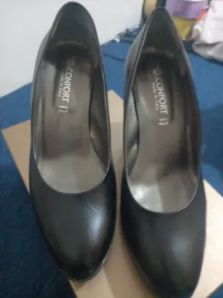 Scarpe donna in pelle nere