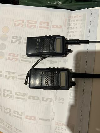 Emisora Kenwood Caza Negra