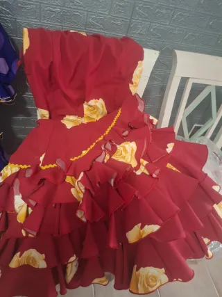 Falda Rociera con Flores Amarillas.Regalo blusa Gr