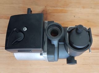 BOMBA CALDERA FERROLI GRUNDFOS UPS15-50 A0/FL