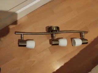 Regleta de 3 focos dorada