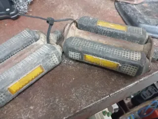 Pareja Pedales Bicicleta Antigua