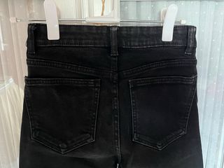 Pantalón vaquero negro Zara flare