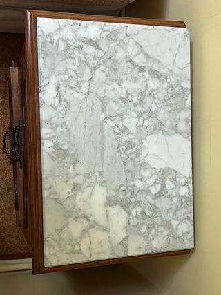 Mesita de noche madera y mármol