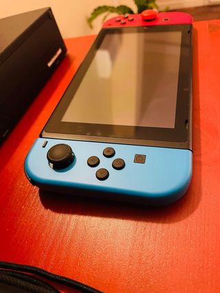 Nintendo Switch Completa (Dock, HDMI, Mandos)