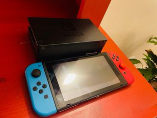 Nintendo Switch Completa (Dock, HDMI, Mandos)