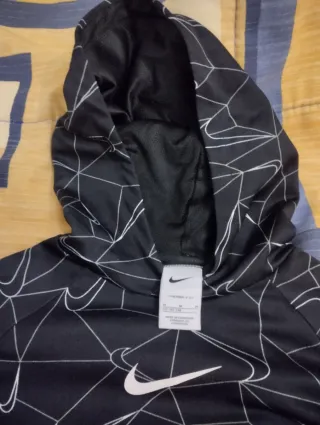 Sudadera Nike niño negra