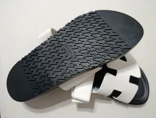 Sandalias Hermes Blancas y Negras