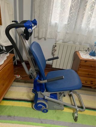 Silla salvaescaleras azul