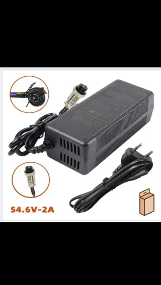 Cargador Patinete Eléctrico 54.6V-2A