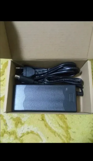 Cargador Patinete Eléctrico Xiaomi