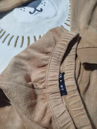 Pijama niño/a león peluche Talla 6-7