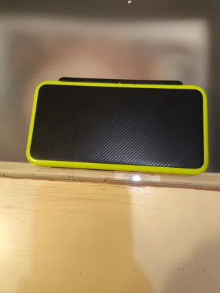 Nintendo 2DS XL Verde Lima