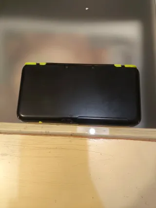 Nintendo 2DS XL Verde Lima