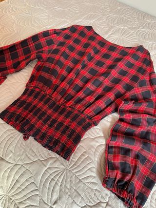 Blusa cuadros Bershka