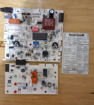 Placa Electrónica Saunier Duval THEMA C 23 E